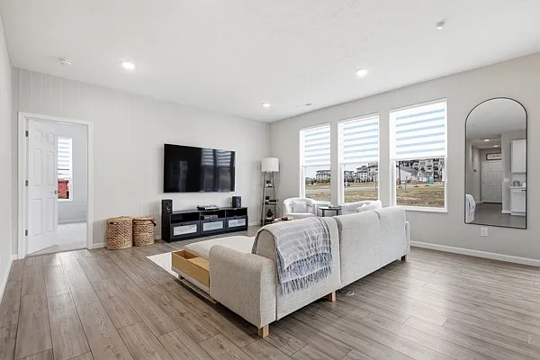 515 Kilkenny Ct — Photo 9