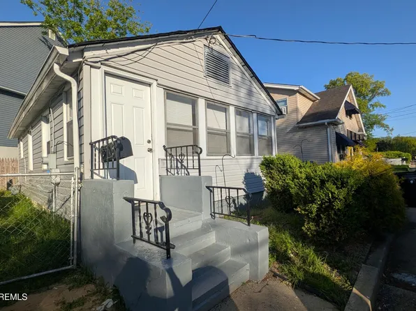 20 Ohio Ave, Middletown, NJ 07748