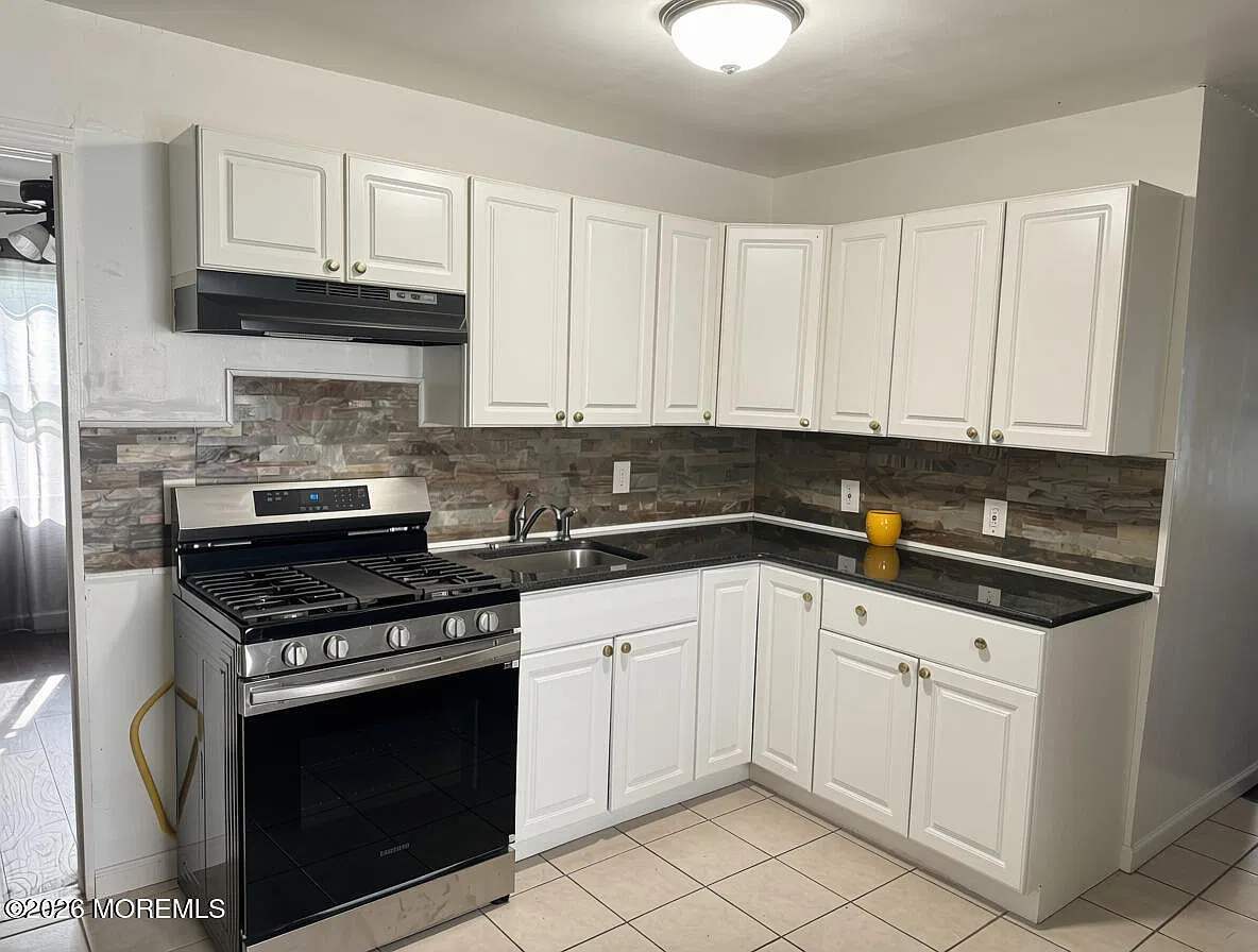 2 bed, $2,800 — Photo 4