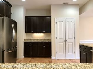 725 Morris Landing Rd, Holly Ridge, NC 28445