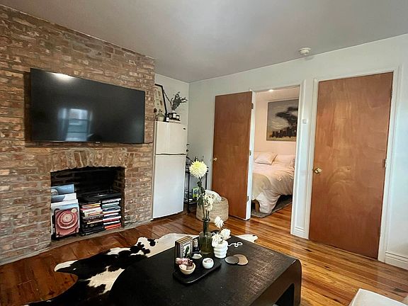 3rd image of 117 N 5th St #Bb3