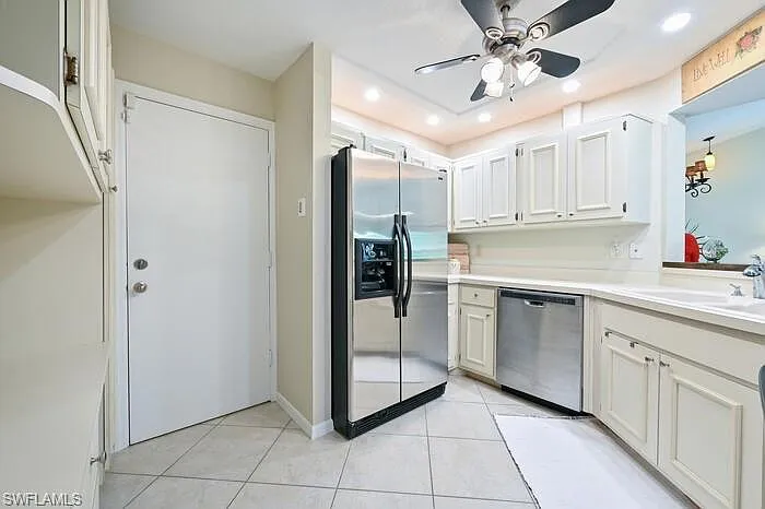2 bed, 2.0 bath, 1009 sqft, $4,200 — Photo 3