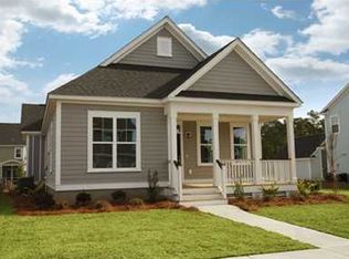 704 Quintan St, Summerville, SC 29483