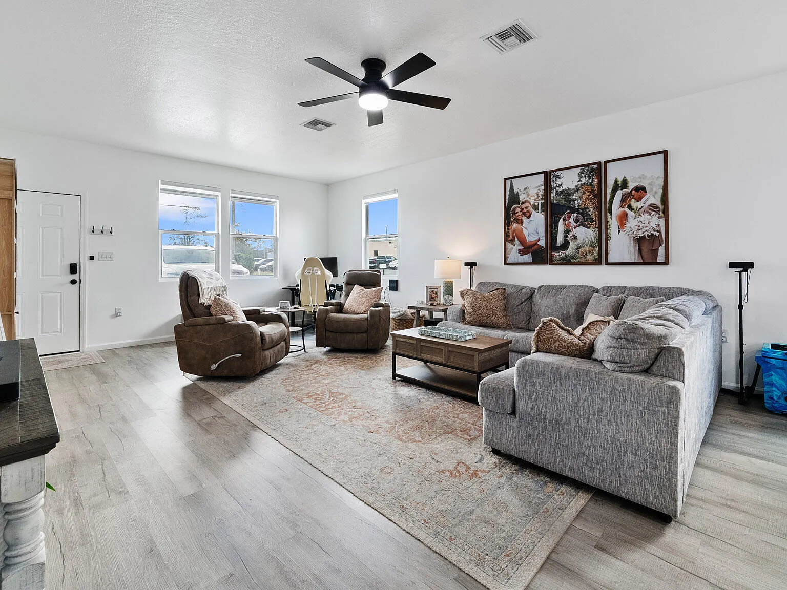 3 bed, 1484 sqft, $2,200 — Photo 4