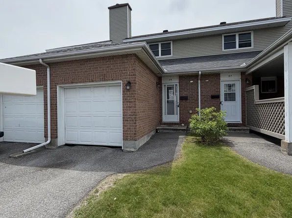 29 Bentbrook Cres, Ottawa, ON K2J 3X9