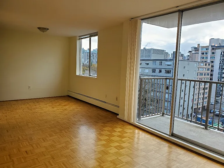 1251 Cardero St — Photo 14