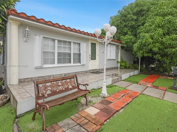 450 NW 40th Ct, Miami, FL 33126