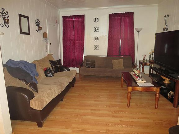 4th image of 2 Marvin Ave
