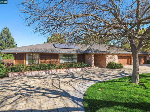 50 Amberwood Ln, Walnut Creek, CA 94598