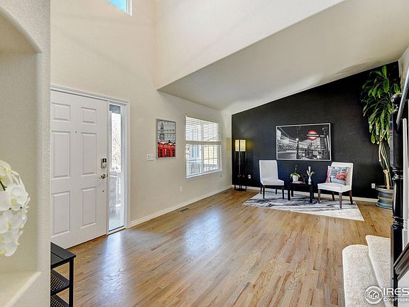 3rd image of 721 Keenesburg Ct