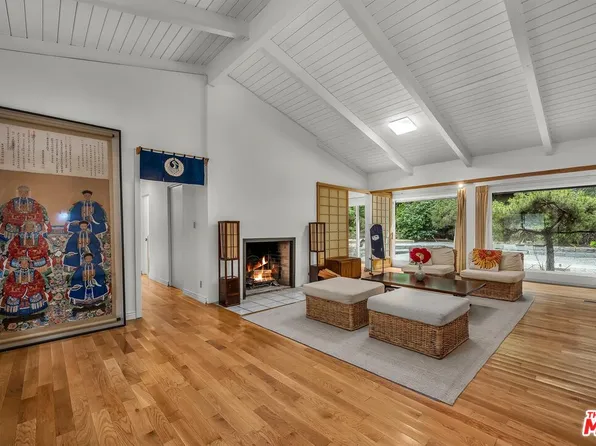 2557 Laurel Pass, Los Angeles, CA 90046