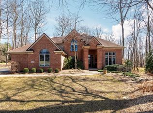 9609 Wood Bend Dr, Saline, MI