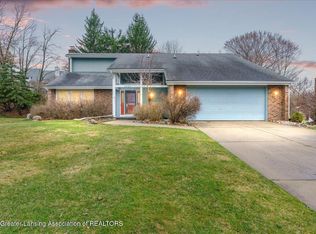 2203 Rockdale Ave, Lansing, MI