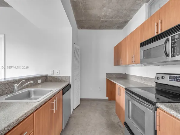 455 NE 25th St APT 809, Miami, FL 33137