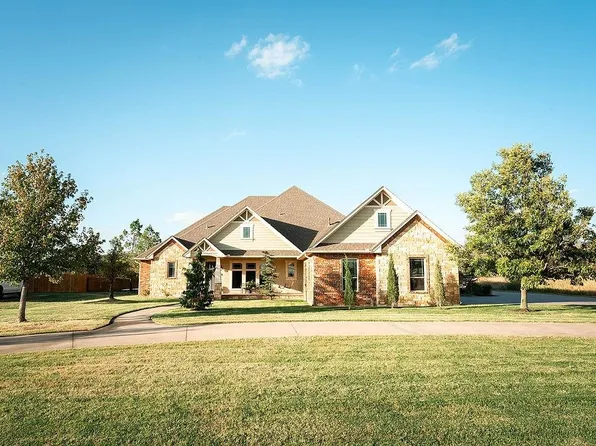 36 Old Post Lane, Enid, OK 73703-2210