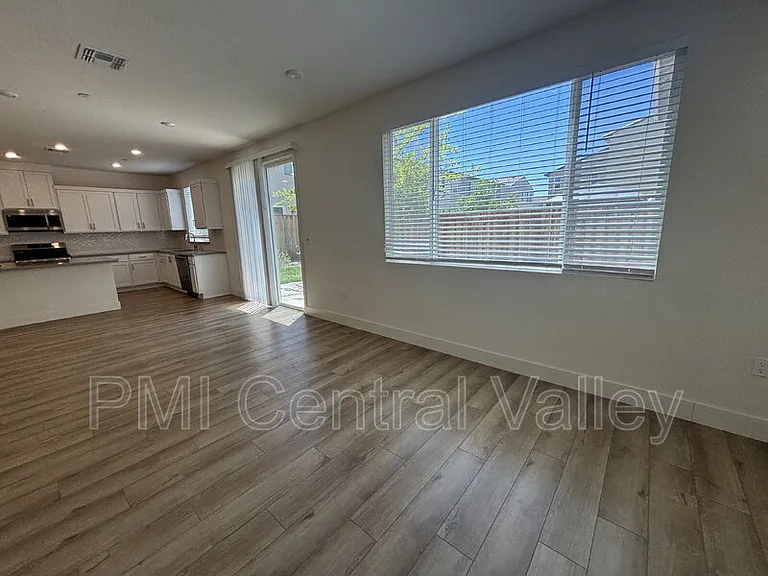 3226 Tibidabo St — Photo 7