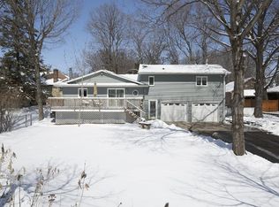 4448 Manchester Rd, Mound, MN 55364