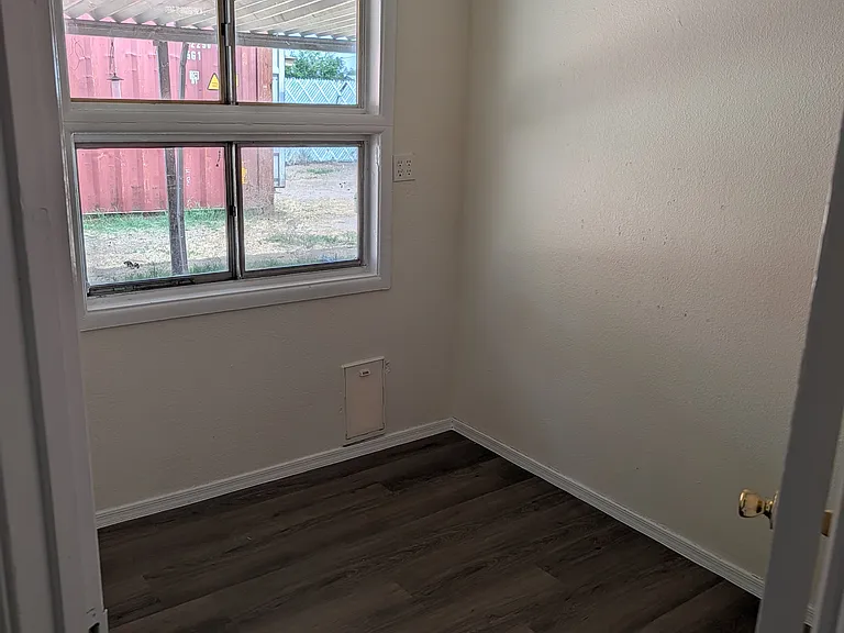 456 E 9th Ave #2 — Photo 8