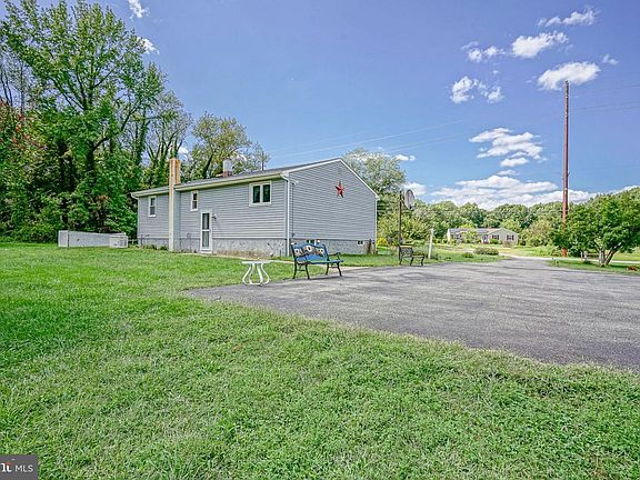 4th image of 278 Fenwick Rd