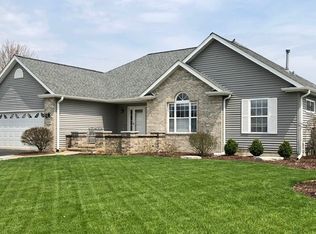 2194 Avalon Ct, Dekalb, IL 60115