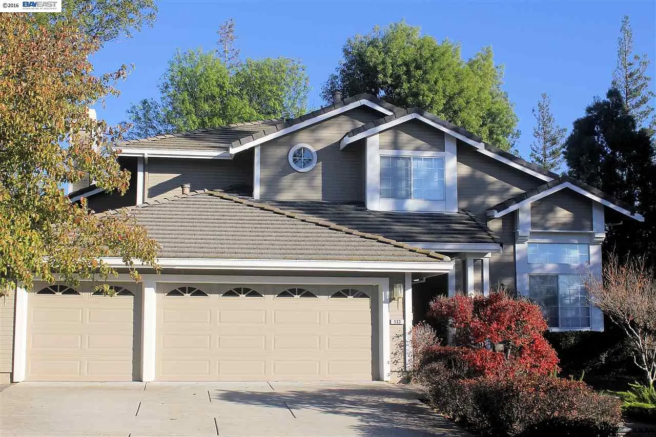 533 Sheridan Cir photo 1