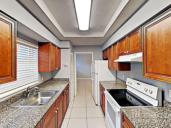 5th image of 1221 NW 5th Ave #2
