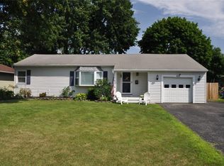 420 Wimbledon Rd, Rochester, NY 14617