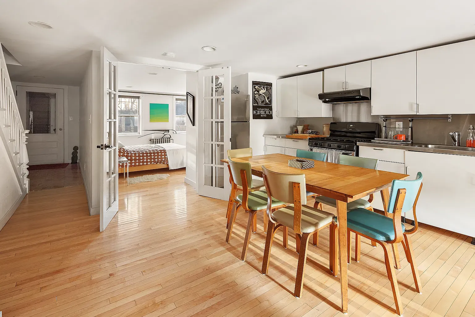 31 Wolcott Street — Photo 2