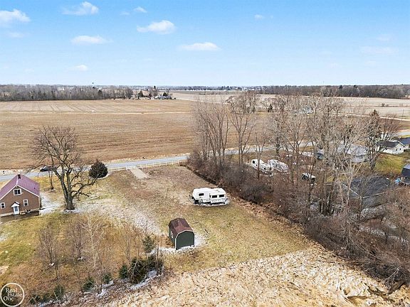 4th image of 10151 Canada Rd
