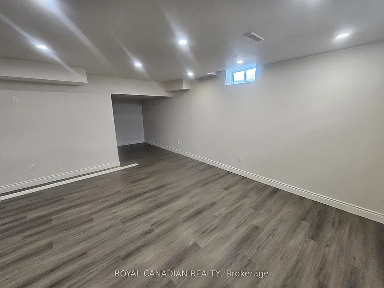 233 Leslie Davis St — Photo 41