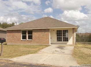 704 S Brownleaf St, San Antonio, TX 78227