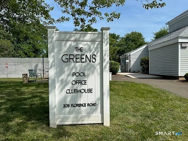 6 Peddlars Dr #6 — Photo 32