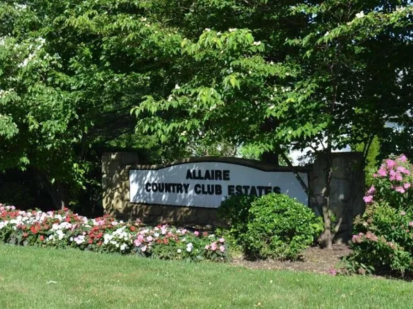 33 Racquet Rd #33, Belmar, NJ 07719