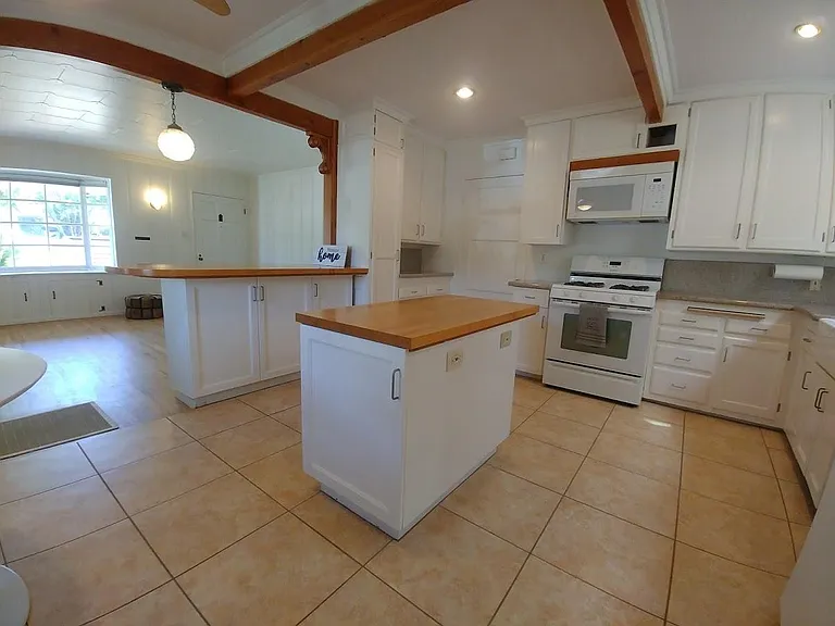3555 Colonial Ave #1 — Photo 5