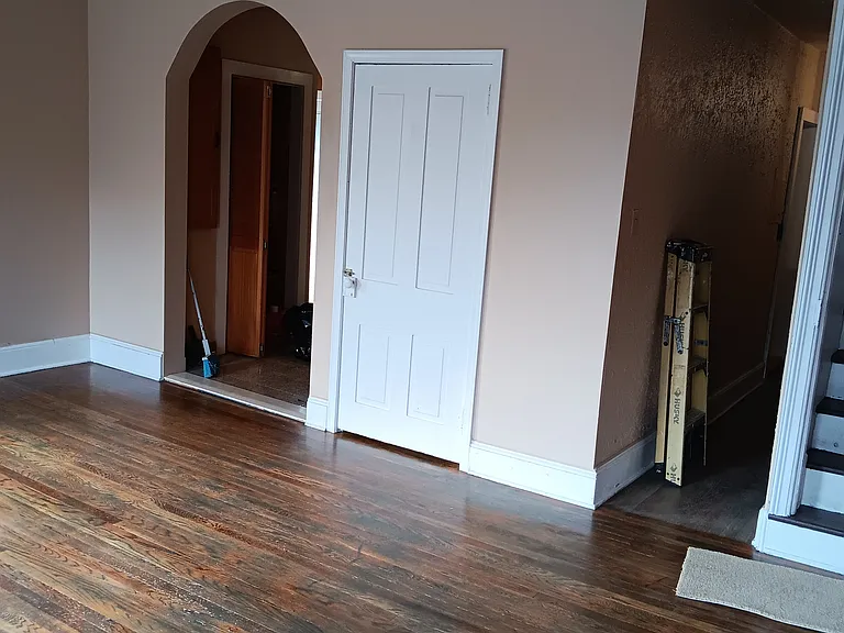 240 Main St #2 — Photo 9