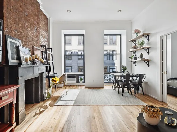 23 E 10th St APT 409, Manhattan, NY 10003