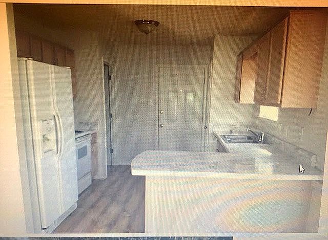1st image of 6960 Gray Oaks Dr