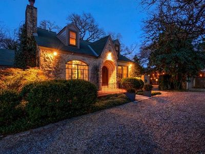 2702 Enfield Rd, Austin, TX, 78703