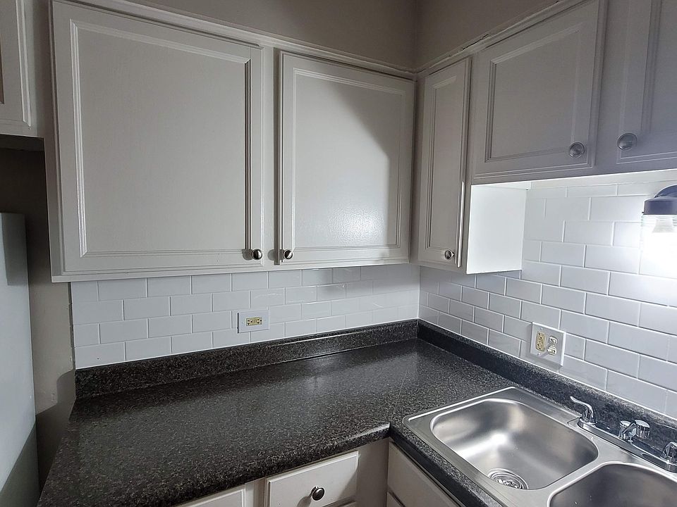 1st image of 2386 Discovery Dr APT B