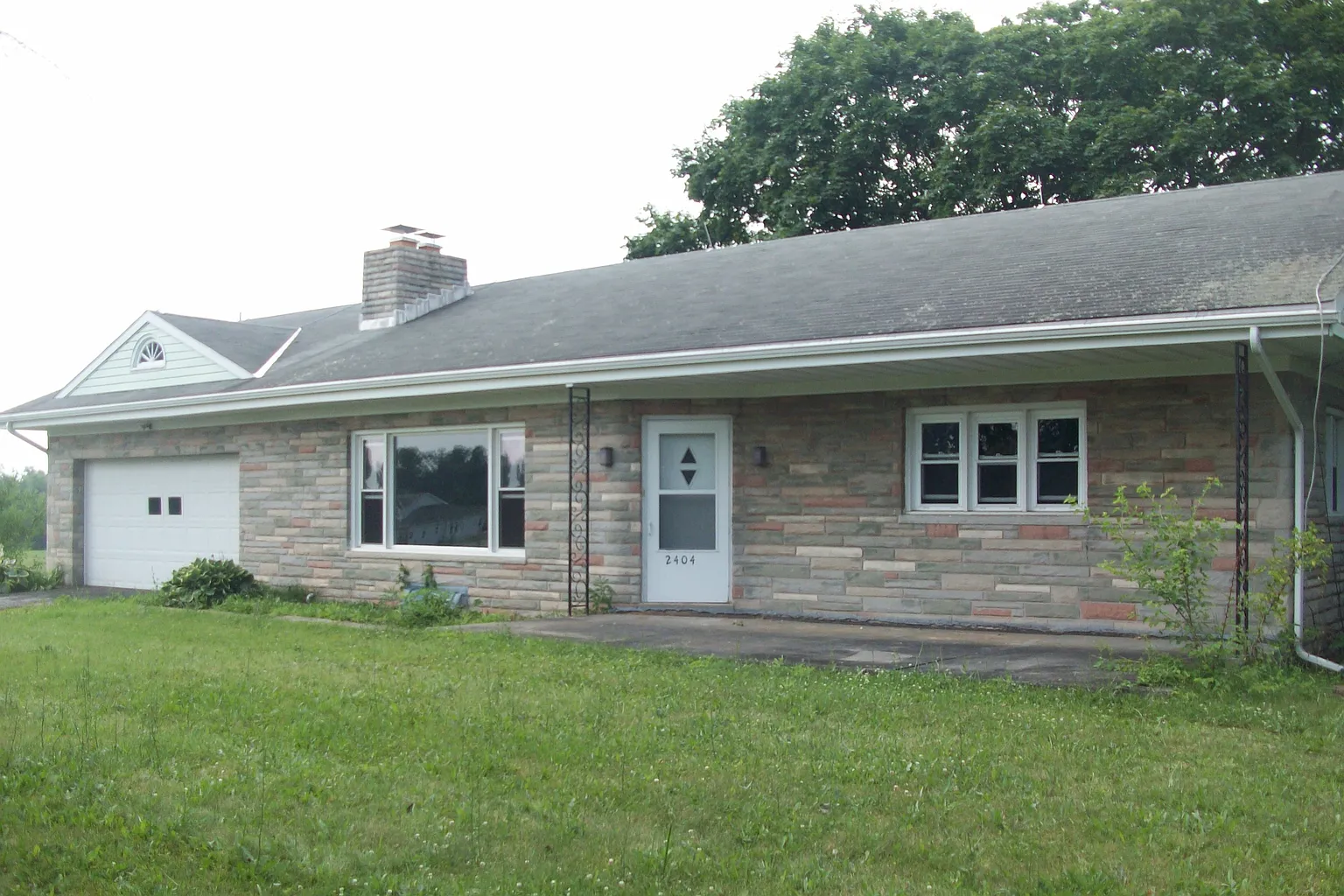 2404 Trevanion Rd photo 1