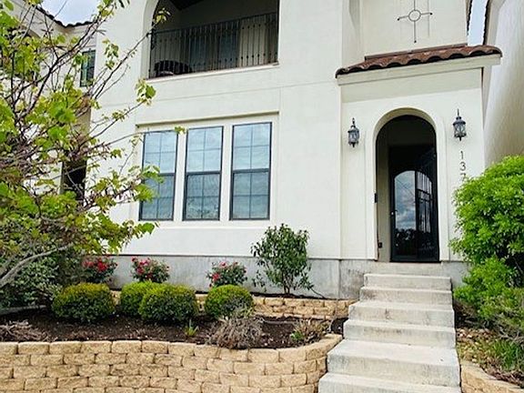 2nd image of 137 Cunningham Ave