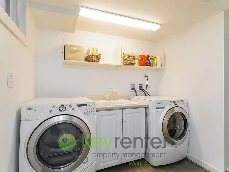 4011 48th Ave SW — Photo 21