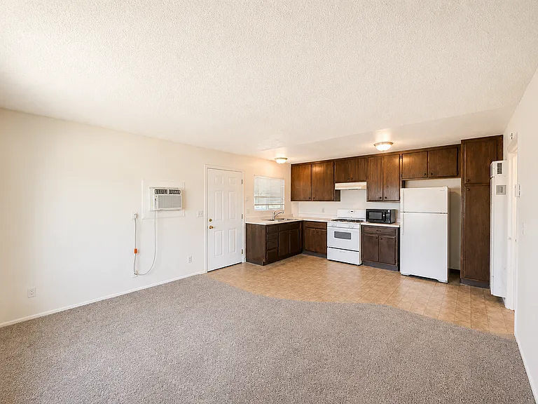 West Lancaster 1 Bedroom ! — Photo 7