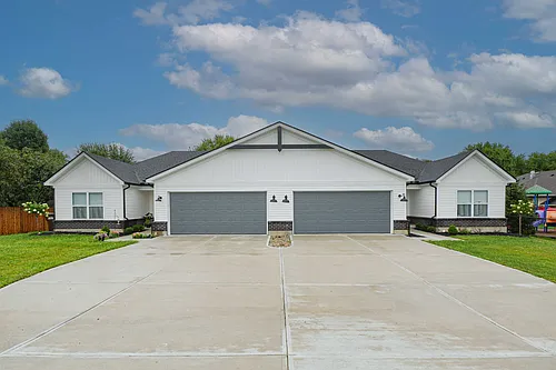 10494 Dayton Lebanon Pike #10494 Photo 1