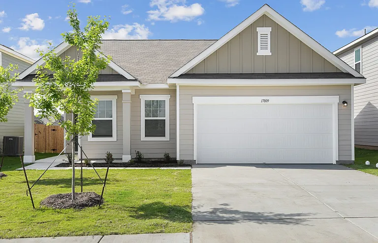 Beacon at Vine Creek Rental Homes — Photo 8
