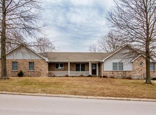 201 Washington Heights Dr, Washington, MO 63090