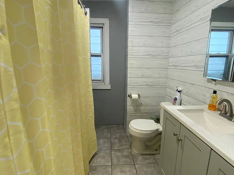 417 Orchard St — Photo 14