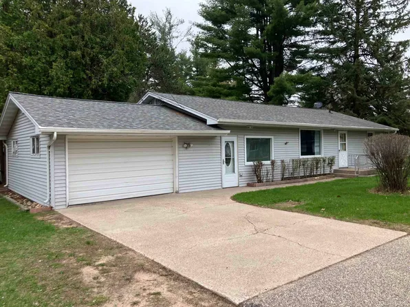 N2709 Lind Ln, Waupaca, WI 54981