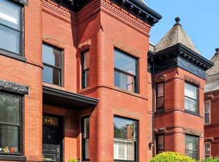 111 8th St SE, Washington, DC 20003