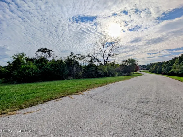 6115 Napa Ridge Rd, Jefferson City, MO 65109